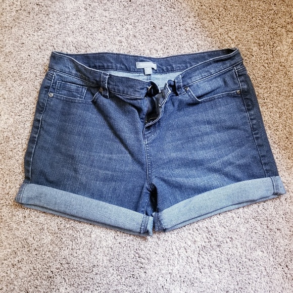 Size 10 shorts - Picture 1 of 6